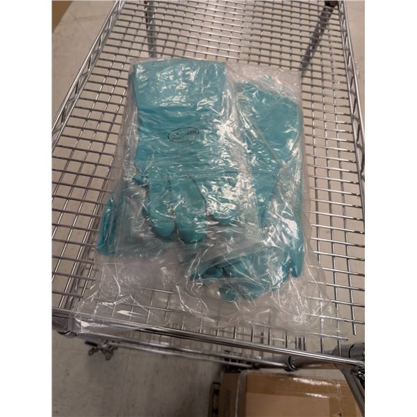 PAQUET DE 12 GANTS EN NITRILE VERT DOUBLÉS FLOQUÉS TAILLE 8
