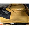 Image 2 : LOT DE +/-30 TABLIERS EN POLYESTER