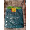 Image 1 : ENSEMBLE DE JARDINAGE ADULTE (TABLIER, CHAPEAU, GANTS) VERT ET VERT PÂLE