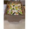 Image 1 : LOT DE 140+ POCHETTES ALIMENTAIRES RÉUTILISABLES SQUEEZEMS (2 PAR PAQUET)