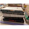 Image 3 : LOT DE 50 LIVRES ANGLAIS ASSORTIS