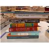 Image 3 : LOT DE +/- 50 LIVRES ANGLAIS ASSORTIS