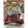 Image 1 : LOT DE +/- 50 LIVRES ANGLAIS ASSORTIS