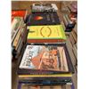 Image 1 : LOT DE +/- 50 LIVRES ANGLAIS ASSORTIS
