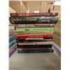 Image 3 : LOT DE +/- 50 LIVRES ANGLAIS ASSORTIS