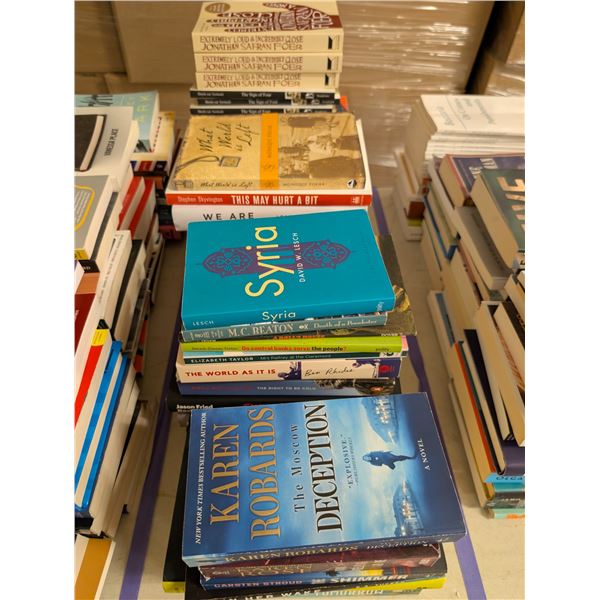 LOT DE +/- 50 LIVRES ANGLAIS ASSORTIS