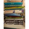 Image 2 : LOT DE +/- 50 LIVRES ANGLAIS ASSORTIS
