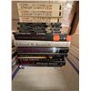 Image 4 : LOT DE +/- 50 LIVRES ANGLAIS ASSORTIS