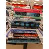 Image 2 : LOT DE +/- 50 LIVRES ANGLAIS ASSORTIS