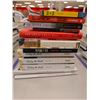 Image 3 : LOT DE +/- 50 LIVRES ANGLAIS ASSORTIS
