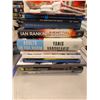 Image 3 : LOT DE +/- 50 LIVRES ANGLAIS ASSORTIS