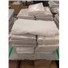 Image 1 : LOT DE 35 NAPPES BEIGES ASSORTIES