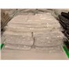 Image 1 : PAQUET DE 12 SERVIETTES EN TISSU BLANCHES