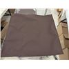 Image 2 : PAQUET DE 12 SERVIETTES EN TISSU BRUNES