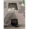 Image 2 : LOT DE 30 NAPPES ASSORTIES 54" X 70"