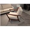 Image 2 : FAUTEUIL (BEIGE) #HGSC365 #CNT42018 PDSF 4 180 $