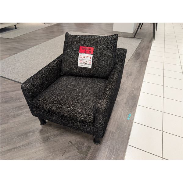 FAUTEUIL (NOIR) #CSC810A #CNT42186 PDSF 1 855 $