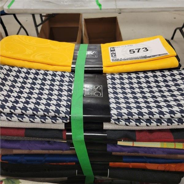 CHEMIN DE TABLE/TABLE RUNNERS