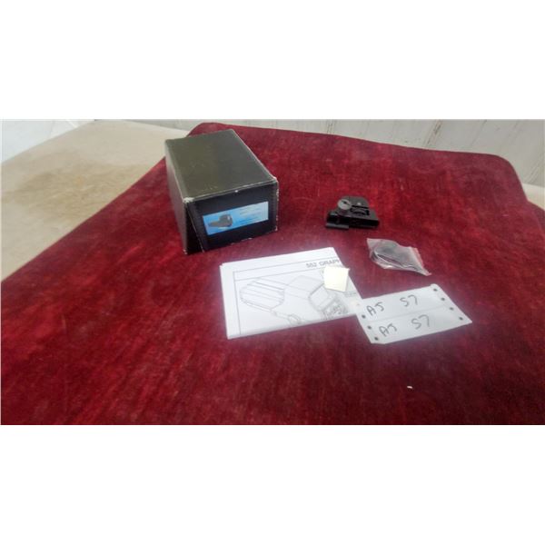 HD-552 Holographic-Style Red Dot Optic with Flip-Up Rear Iron Sight and More