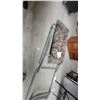 Image 5 : Climbing Tree Stand with Camouflage Padded Seat and Metal Grated Foot Platform