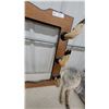 Image 4 : Custom Taxidermy Deer Hoof Frame 5 Gun Rack