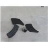 Image 14 : Savage Mark II – .22 LR, Bolt Action, 21" Barrel, S/N 2281487, Pistol and Rifle Grips, 1 Magazine