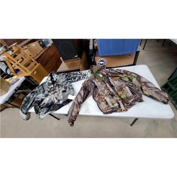 Camouflage Jackets: Wolf Print Full-Zip Fleece and Tree/Leaf Print Jacket, XL