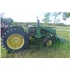 Image 14 : John Deere 1020 Gas Tractor, Hi/Lo Range, Power Steering, 3PH, 540 PTO, w/ JD 147 FE Loader