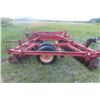 Image 2 : Massey Ferguson 52 13' Tandem Disc w/ Hydraulic Lift Cylinder