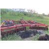 Image 3 : Massey Ferguson 52 13' Tandem Disc w/ Hydraulic Lift Cylinder