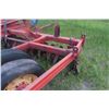 Image 9 : Massey Ferguson 52 13' Tandem Disc w/ Hydraulic Lift Cylinder