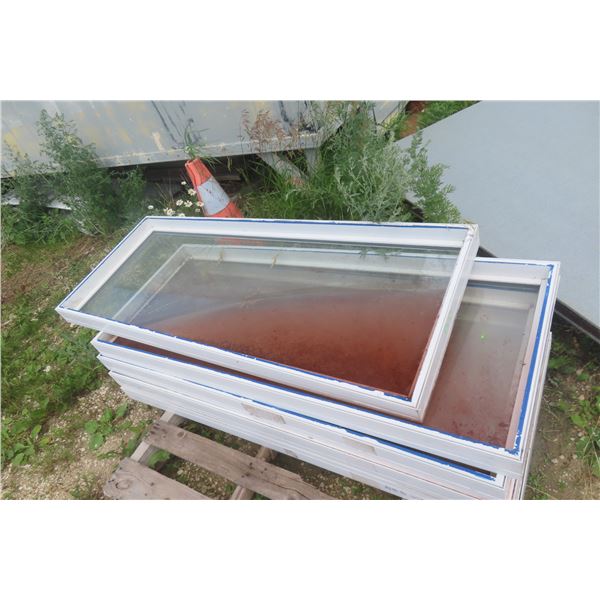 5 Windows, 24" × 59"