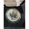 Image 2 : 1999 Canada Rabbit Privy Mark Silver Maple Leaf 1oz Coin in Case