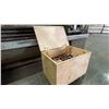 Image 9 : COLCHESTER MASCOT 1600 INDUSTRIAL GAP-BED METAL LATHE WITH LARGE BOX OF ASSORTED LATHE PARTS-