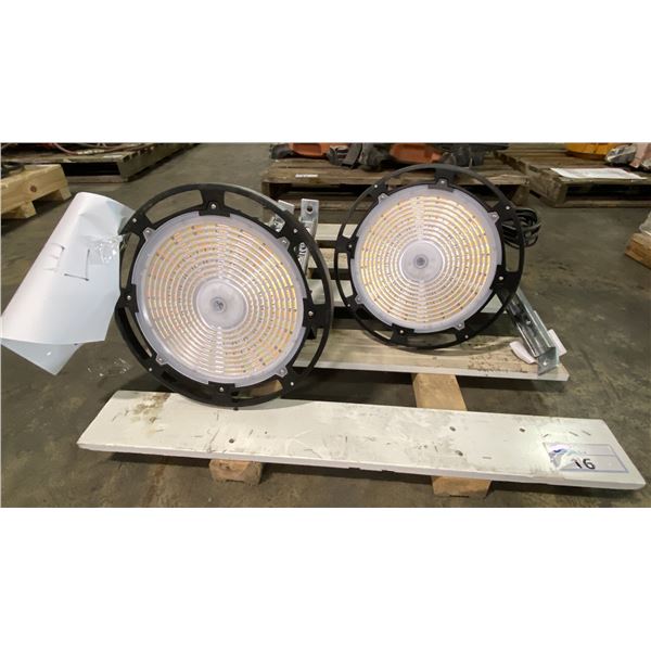 PAIR OF WALL MOUNT LED 200W/240W LED LIGHTS