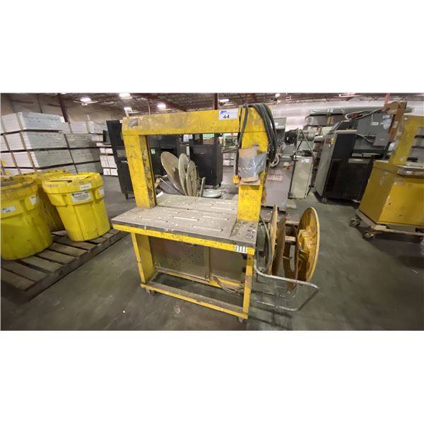 STRAPACK RQ-8 YELLOW MOBILE AUTOMATIC STRAPPING MACHINE APPROX 4'L X 2'D X 4' 7"H