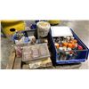Image 2 : PALLET OF ASSORTED SHOP ITEMS- LUBRICATORS, SPRAY LUBRICANTS, PARTS & MORE