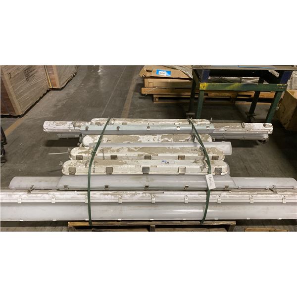 PALLET OF ASSORTED SHOP LIGHT BARS