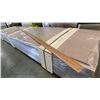 Image 5 : 1 LIFT OF BASEBOARD MOULDING- PINE WOOD WITH OAK IMPERIAL VALLEY PRINT FINISH, 14 FT LENGTHS