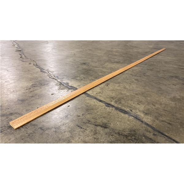 1 LIFT OF MAHOGANY TRIM MOULDING -OAK IMPERIAL VALLEY PRINT FINISH- APPROX 7' LENGTHS