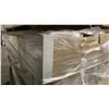 Image 1 : 1 LIFT OF MDF BASEBOARD MOULDING WITH BRITE WHITE TEXTURED FINISH - APPROX 82" LENGTHS