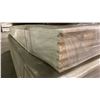 Image 1 : 1 LIFT OF BASEBOARD MOULDING PREFINISHED BRITE WHITE APPROX 82"L LENGTHS , 612 FT TOTAL