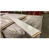 Image 2 : 1 LIFT OF BASEBOARD MOULDING PREFINISHED BRITE WHITE APPROX 82"L LENGTHS , 612 FT TOTAL