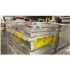 Image 1 : 1 LIFT OF BASEBOARD/TRIM MOULDING WITH BRITE WHITE EMBOSSED WOOD FINISH- APPROX 7' LENGTHS,