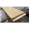 Image 5 : 1 LIFT OF MAHOGANY FLAT JAMB WITH EMBOSSED WOOD MAPLE FINISH APPROX 82' LENGTHS, 270 PCS, 1,890 FT
