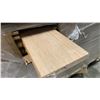 Image 3 : 1 LIFT OF FLAT JAMB WITH EMBOSSED WOOD IMPERIAL VALLEY PRINT FINISH APPROX 82' LENGTHS,