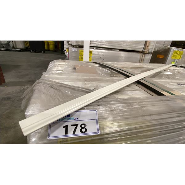1 LIFT OF TRIM MOULDING WITH NON-EMBOSSED ALABASTER WHITE FINISH- APPROX 7' LENGTHS, 5,672 FT TOTAL
