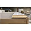 Image 6 : 1 LIFT OF FLAT JAMB WITH PREFINISHED BRITE WHITE FINISH- APPROX 82" LENGTHS,