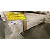 Image 2 : 1 LIFT OF TRIM MOULDING PRIMED WHITE APPROX 7' LENGTHS, 437 PCS, 3,059 FT TOTAL