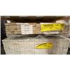 Image 3 : 1 LIFT OF BASEBOARD MOULDING/TRIM PRIMED WHITE FINISH APPROX 7' LENGTHS, 1,428 FT TOTAL